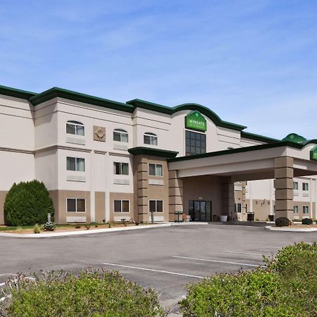 Hotel Wingate By Wyndham Pueblo Extérieur photo
