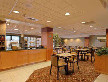 Hotel Wingate By Wyndham Pueblo Extérieur photo
